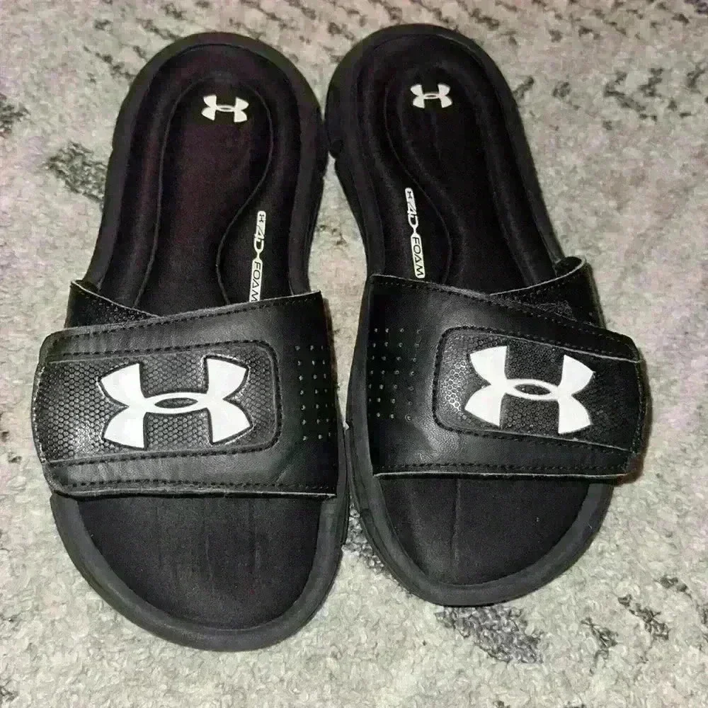 Under Armour Ignite Vi Sl Slide Sandal Black White 4D Foam Size 3Y